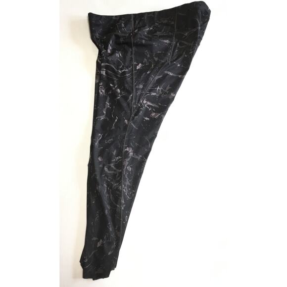 Athleta Velocity Stash Pocket Marble 7/8 Tight Athleisure Leggings Black Large - Picture 4 of 11